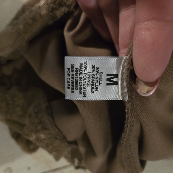 Madden Girl Medium Babydoll Brown Lace Sleeveless Top Floral Embroidery Y2k Vtg - Picture 7 of 11